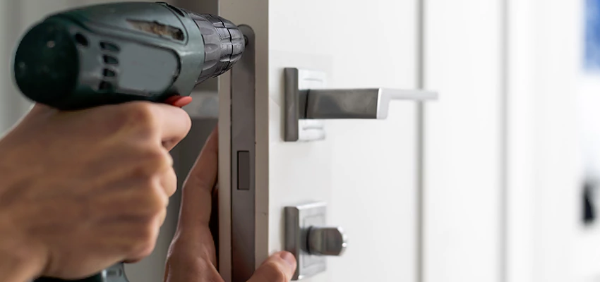 Locksmith For Lock Replacement Near Me in Temple City, CA