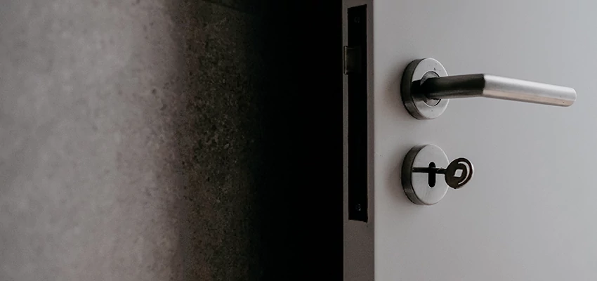 Front Door Handle Repair And Installation in Temple City, CA